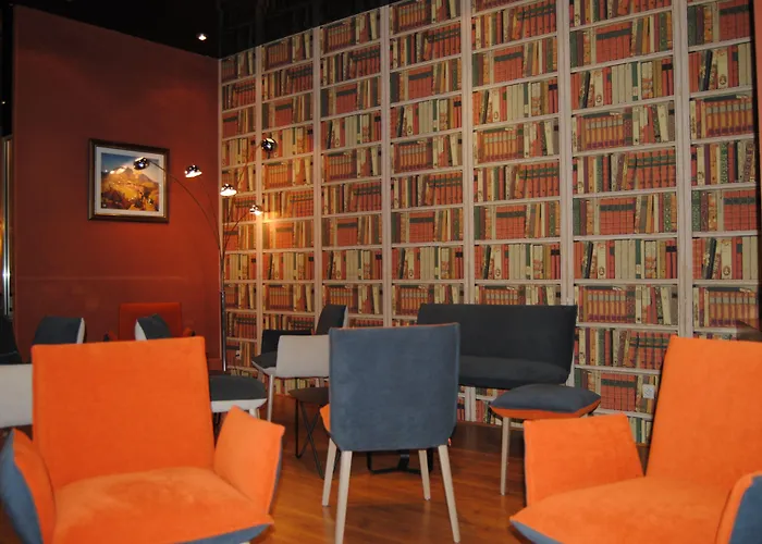 Hotel Roc De Massabielle 3*