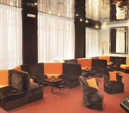 Hotel Roc De Massabielle 3*