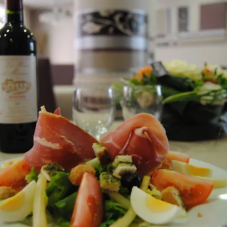 大鹏岩洞酒店 酒店 卢德