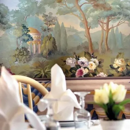 大鹏岩洞酒店 3*