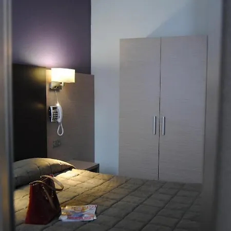Hotell Roc De Massabielle