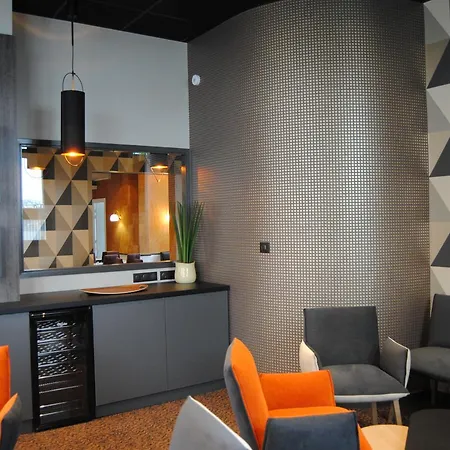 大鹏岩洞酒店 卢德