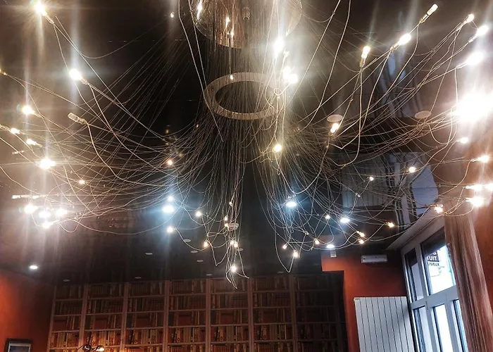 Otel Roc De Massabielle