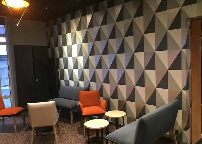 Hotel Roc De Massabielle 3*