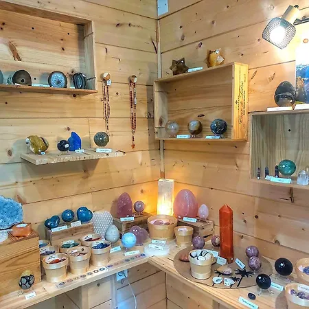 Roc De Massabielle 호텔