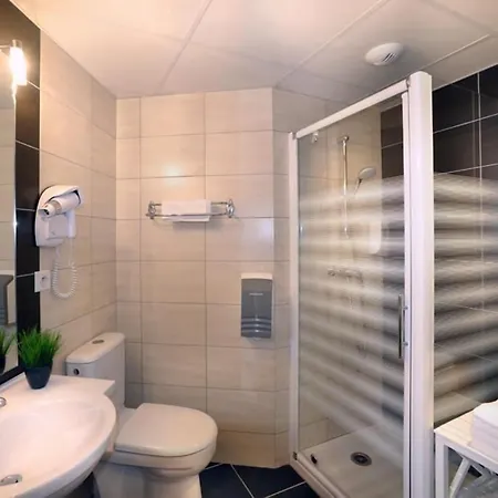 Roc De Massabielle 3*